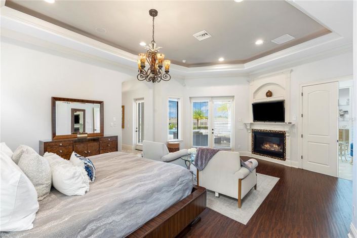 Image No.41-5 Bed House for sale