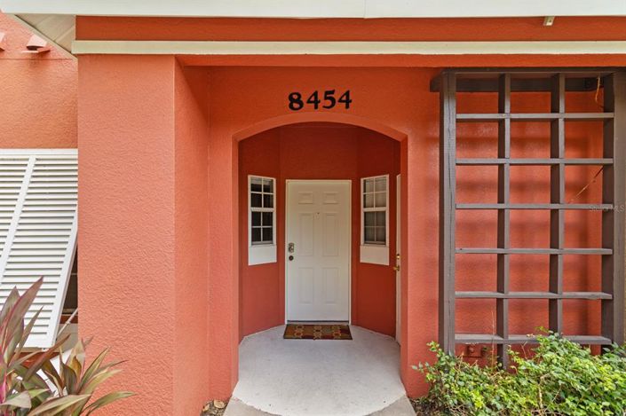 Image No.3-3 Bed Townhouse for sale