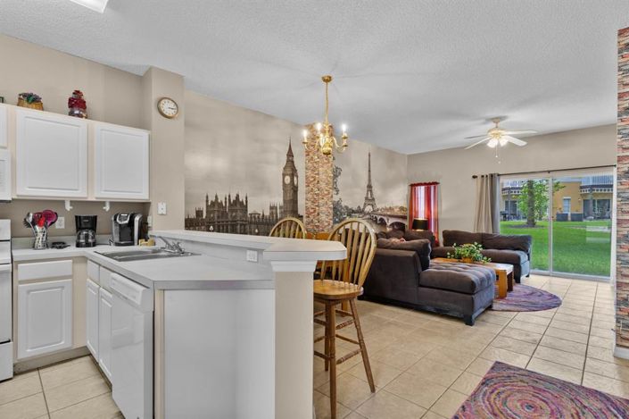 Image No.8-3 Bed Townhouse for sale