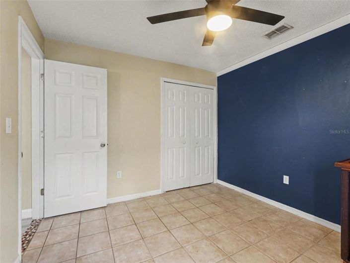 Image No.15-3 Bed House for sale