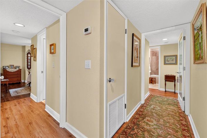 Image No.22-2 Bed Apartment for sale