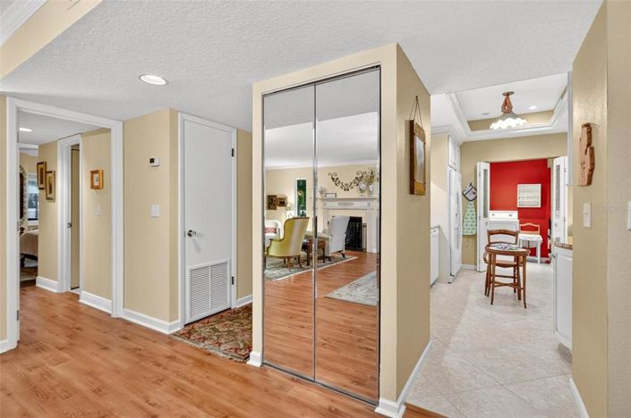 Image No.59-2 Bed Apartment for sale