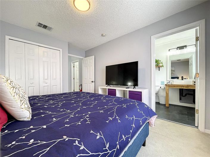 Image No.19-3 Bed Townhouse for sale
