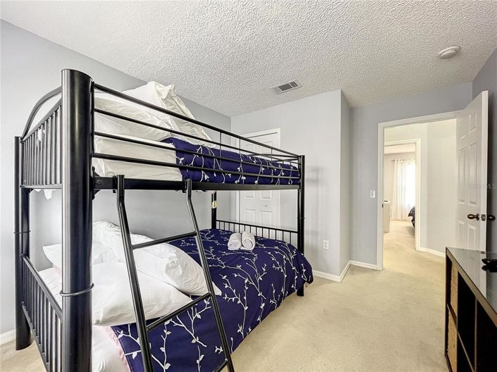 Image No.30-3 Bed Townhouse for sale