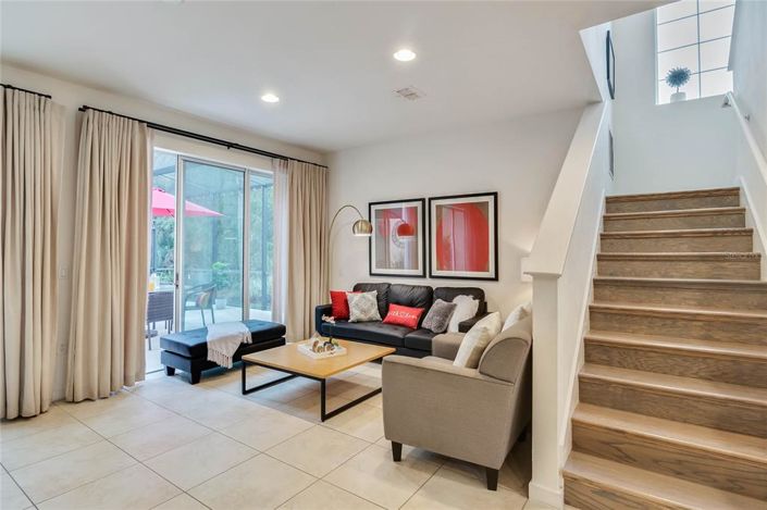 Image No.27-3 Bed Townhouse for sale