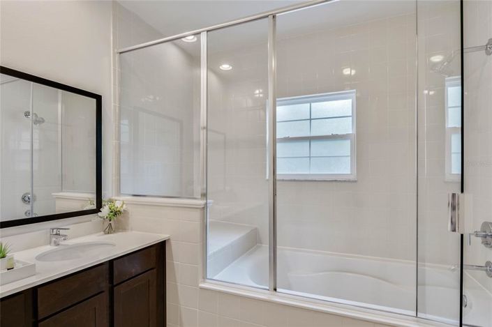Image No.5-3 Bed Townhouse for sale