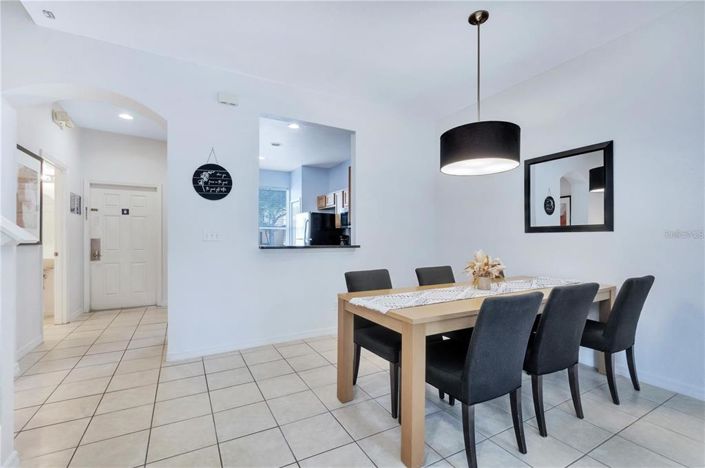 Image No.18-3 Bed Townhouse for sale