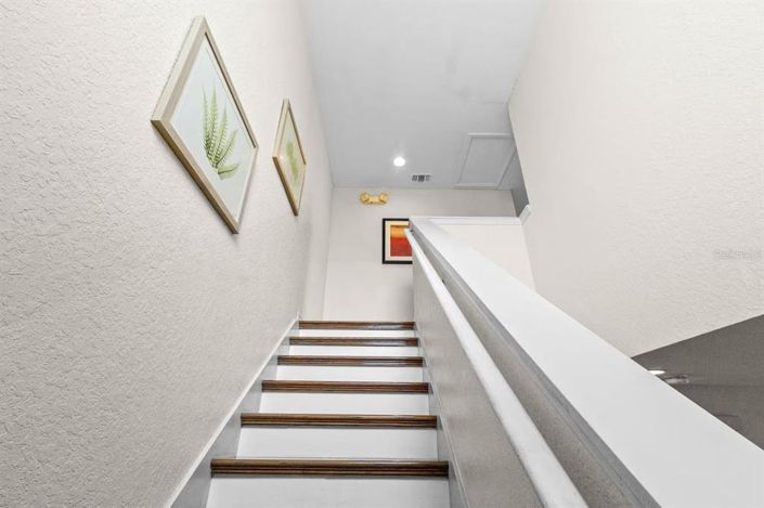 Image No.23-4 Bed Townhouse for sale