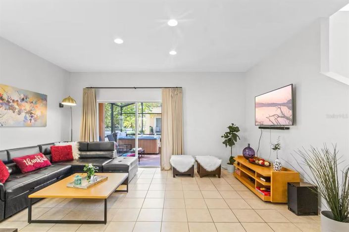 Image No.9-4 Bed Townhouse for sale