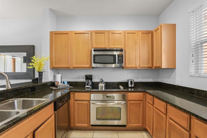 Image No.11-2 Bed Townhouse for sale