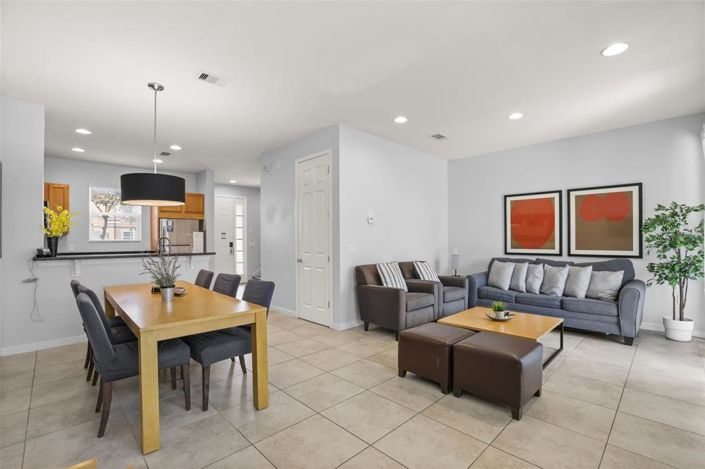 Image No.5-2 Bed Townhouse for sale