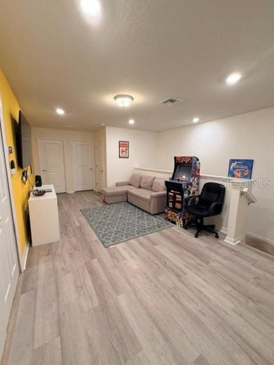 Image No.9-5 Bed Townhouse for sale