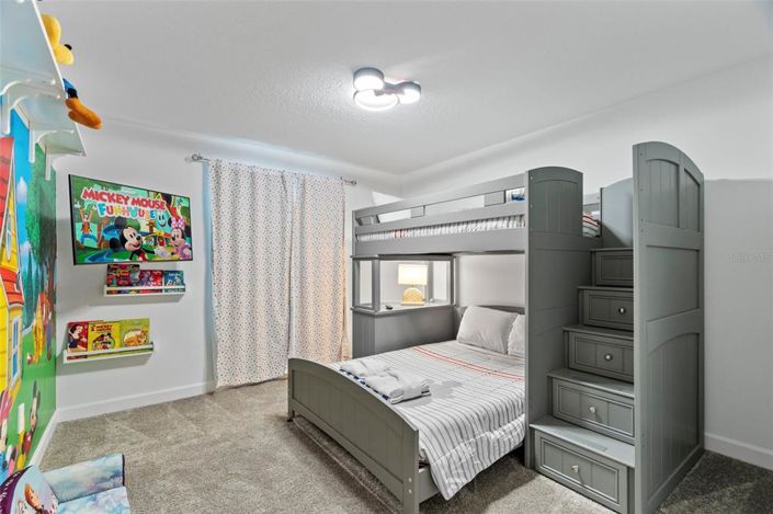 Image No.24-4 Bed Townhouse for sale