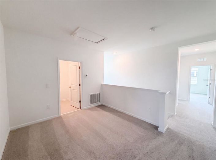 Image No.8-3 Bed Townhouse for sale