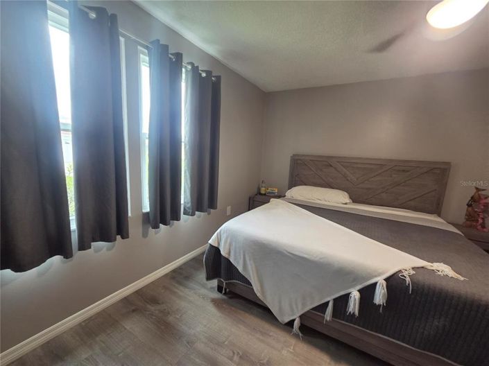 Image No.21-2 Bed House for sale