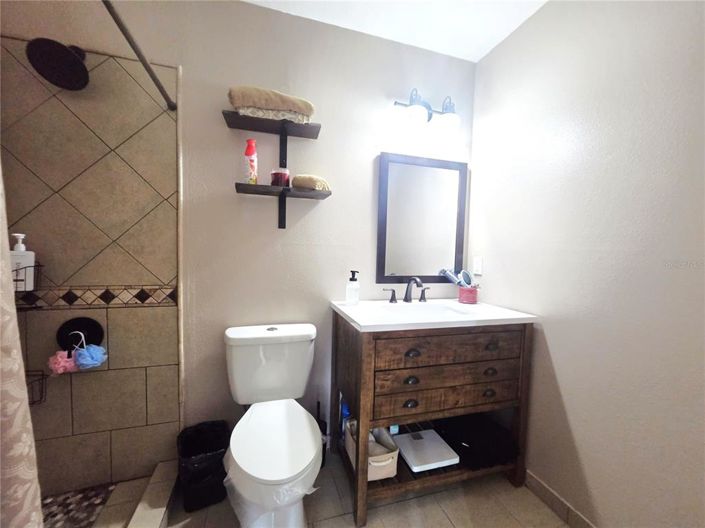 Image No.23-2 Bed House for sale