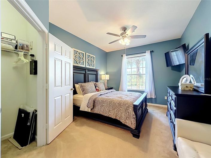 Image No.18-3 Bed Apartment for sale