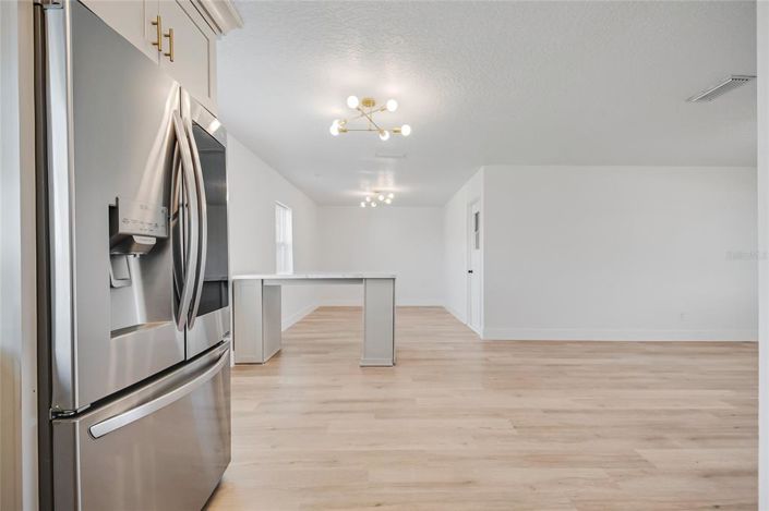 Image No.19-3 Bed House for sale