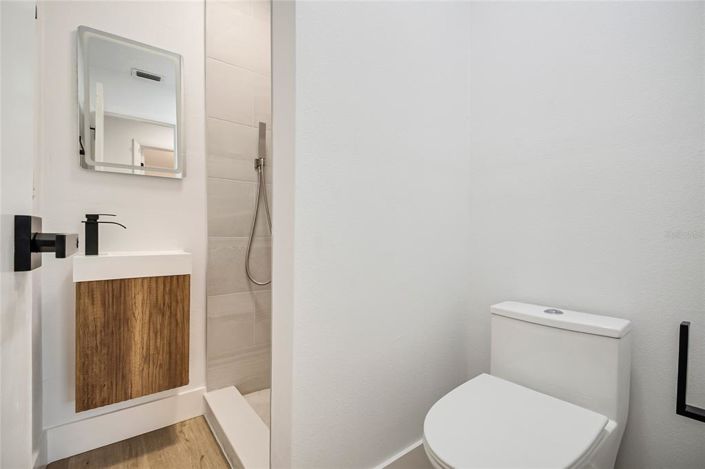 Image No.28-3 Bed House for sale