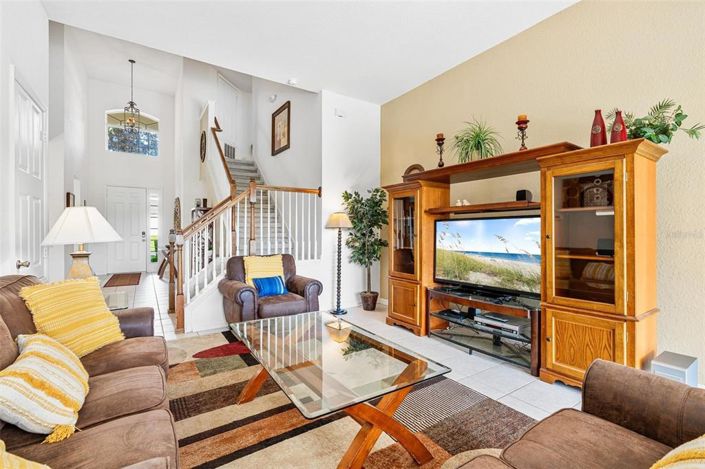 Image No.2-5 Bed House for sale