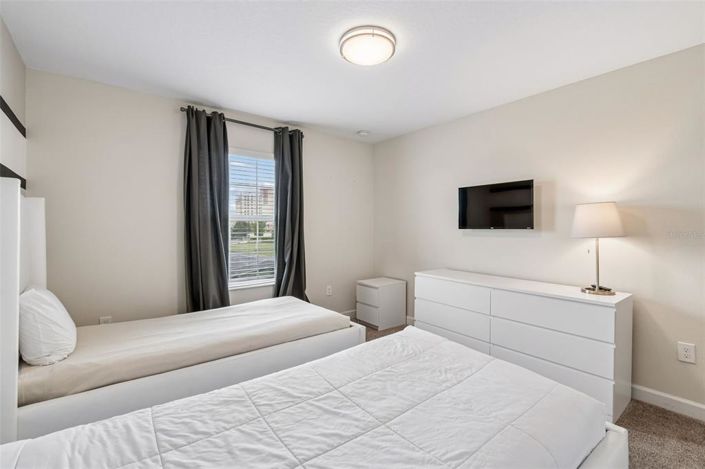 Image No.32-4 Bed Townhouse for sale