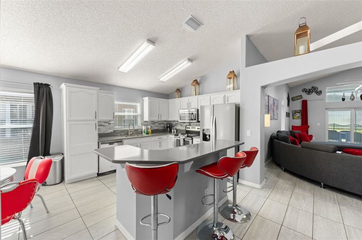 Image No.10-5 Bed House for sale