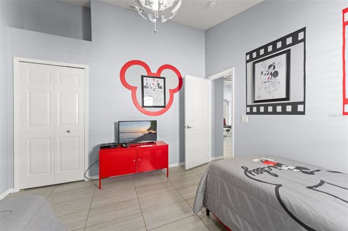 Image No.25-5 Bed House for sale
