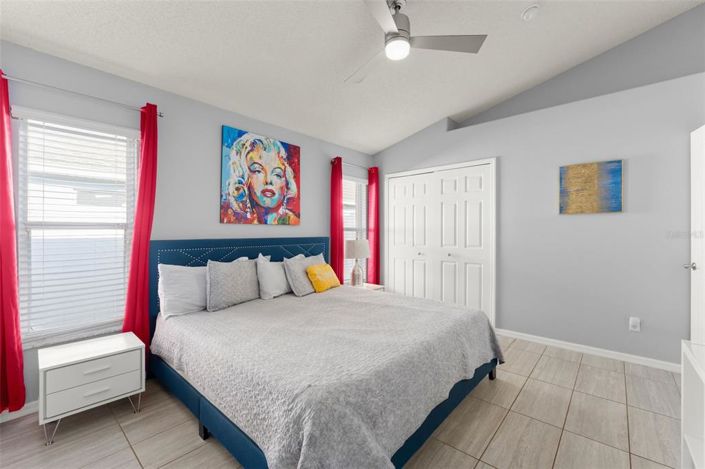 Image No.32-5 Bed House for sale