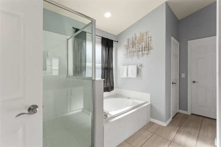 Image No.37-5 Bed House for sale