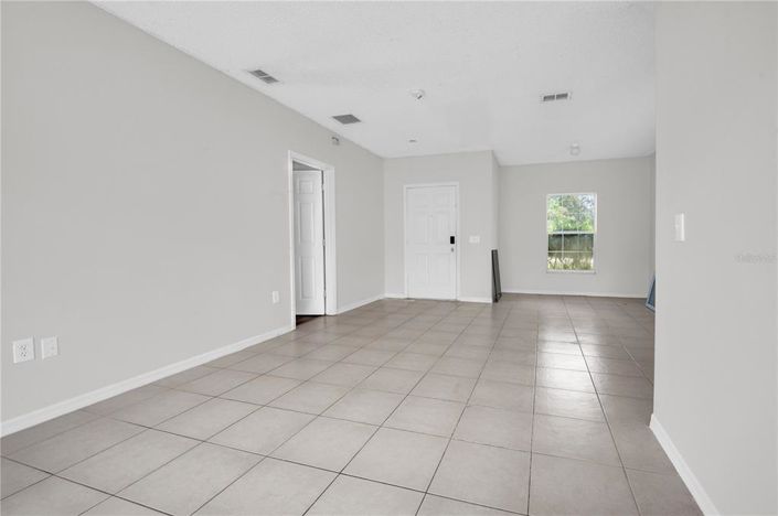 Image No.16-3 Bed House for sale