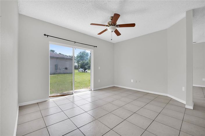 Image No.6-3 Bed House for sale