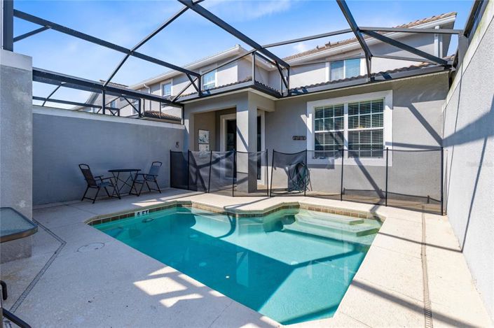 Image No.2-5 Bed Townhouse for sale