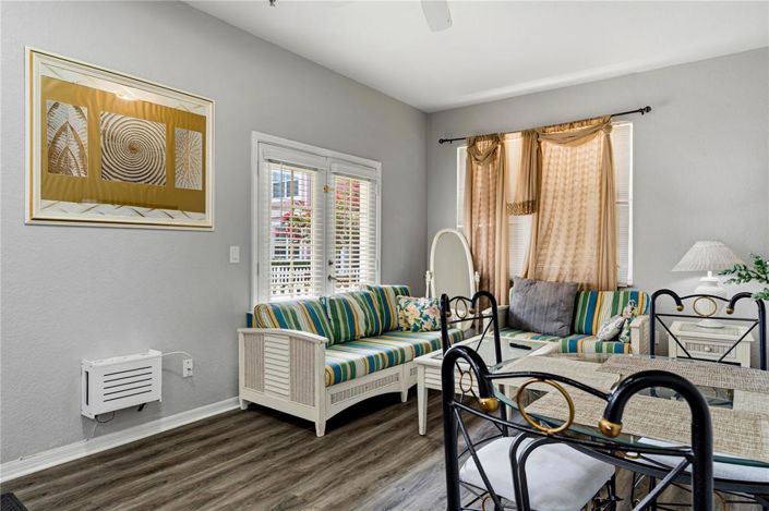 Image No.6-4 Bed Townhouse for sale