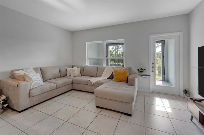Image No.40-3 Bed Townhouse for sale