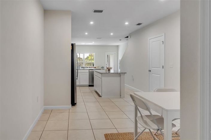 Image No.9-3 Bed Townhouse for sale