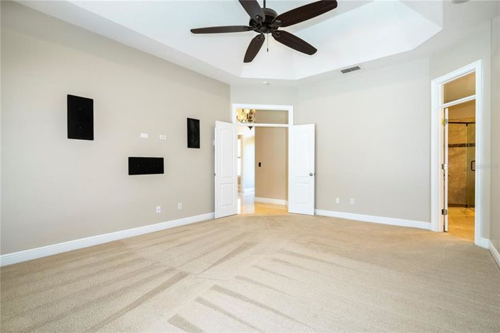 Image No.37-5 Bed House for sale