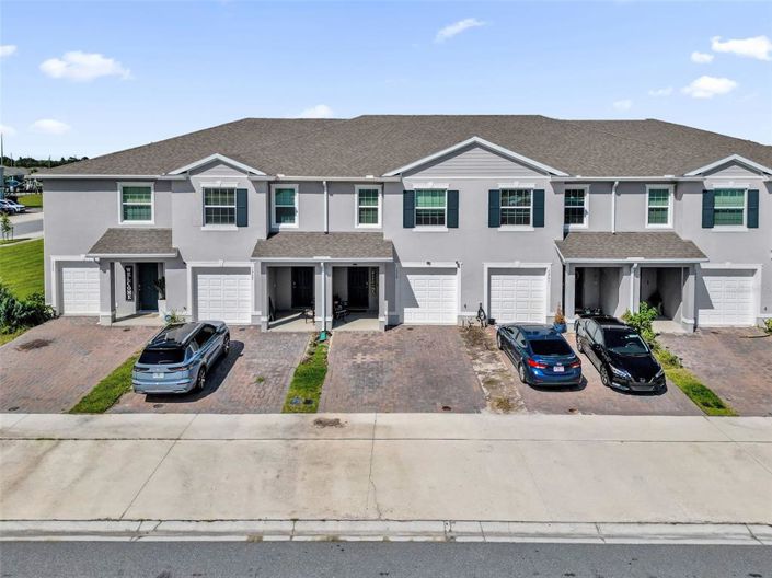 Image No.2-3 Bed Townhouse for sale