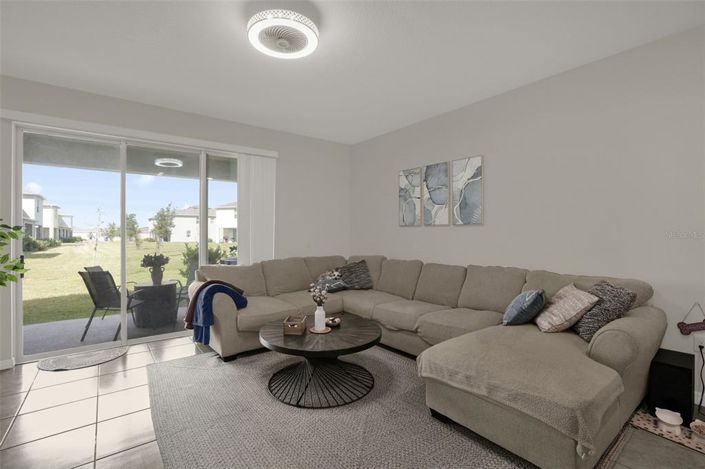 Image No.6-3 Bed Townhouse for sale