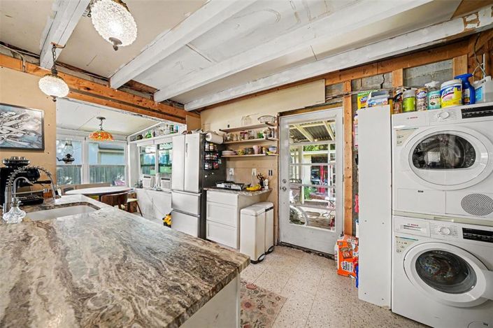 Image No.3-1 Bed House for sale