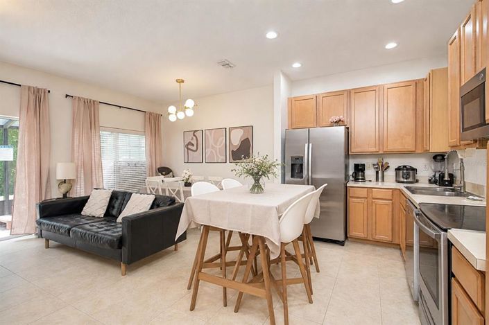 Image No.7-4 Bed Townhouse for sale