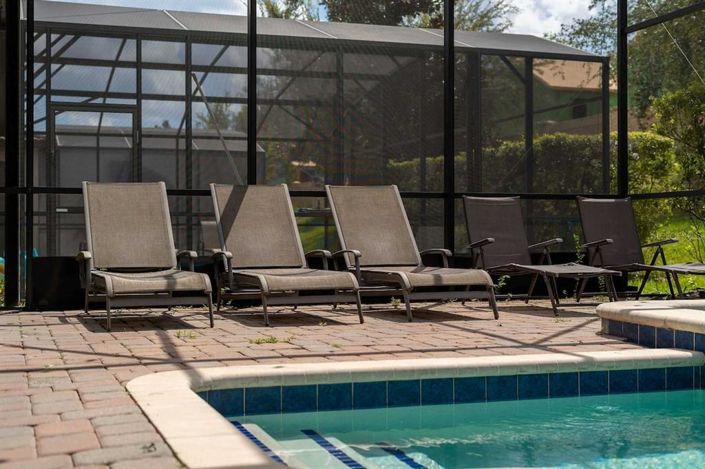 Image No.20-6 Bed House for sale