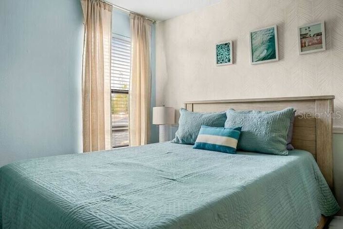 Image No.3-6 Bed House for sale