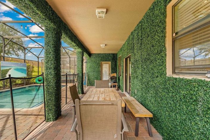 Image No.31-6 Bed House for sale