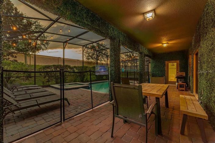 Image No.35-6 Bed House for sale