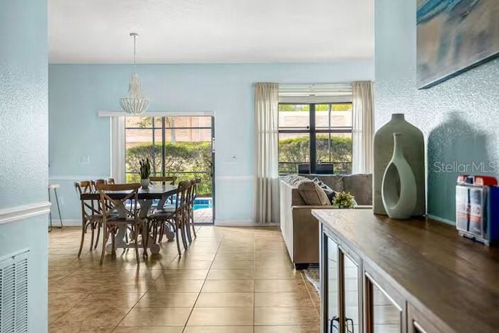 Image No.55-6 Bed House for sale