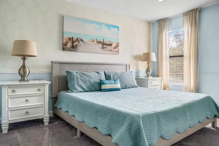 Image No.9-6 Bed House for sale
