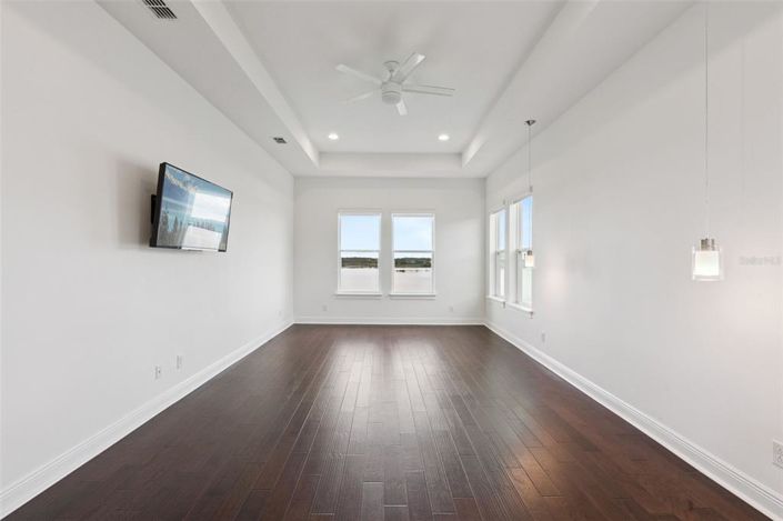 Image No.22-6 Bed House for sale