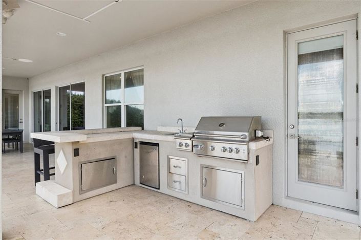 Image No.40-6 Bed House for sale