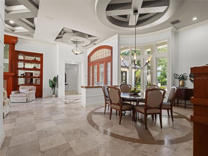 Image No.17-5 Bed House for sale