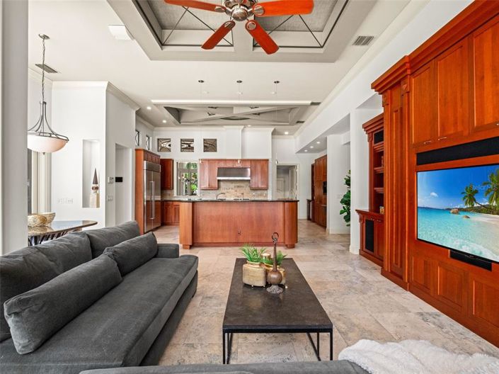 Image No.32-5 Bed House for sale